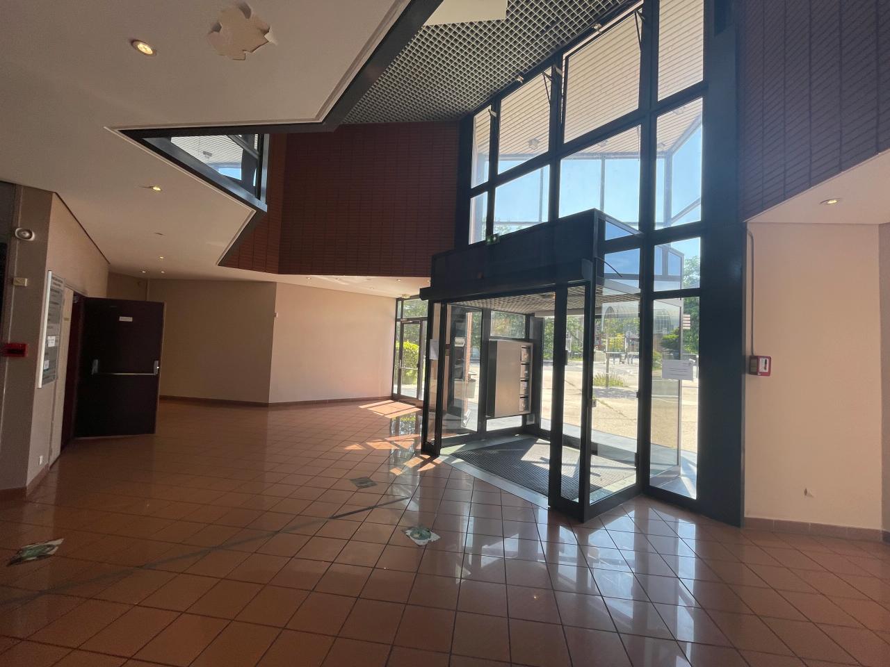 Location bureau Cergy Val-d'Oise OLBUR2423728 7