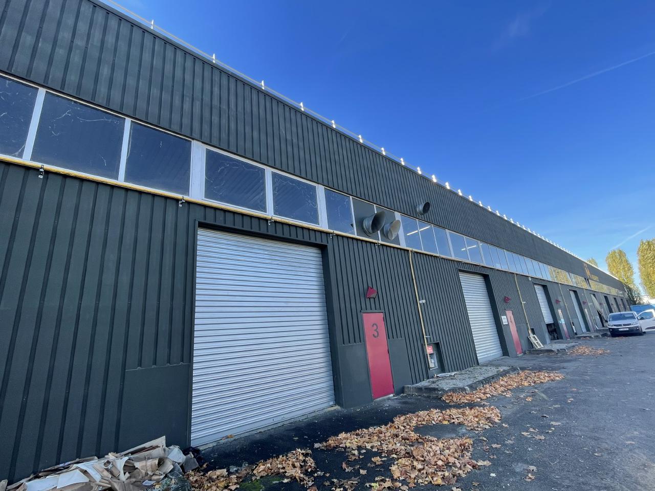 Location local d'activité Coignières Yvelines OLACT2204253 2