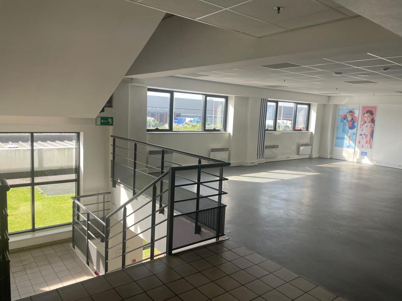 Location entrepôt classe a Dourges Pas-de-Calais OLLOG2424971 7