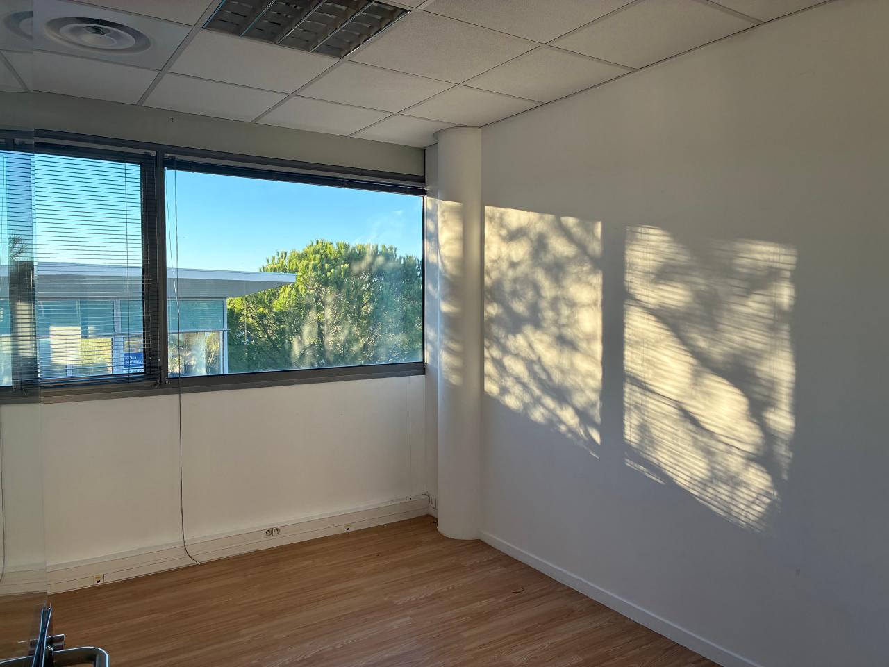 Location bureau Aix-en-Provence Bouches-du-Rhône OLBUR2117207 6