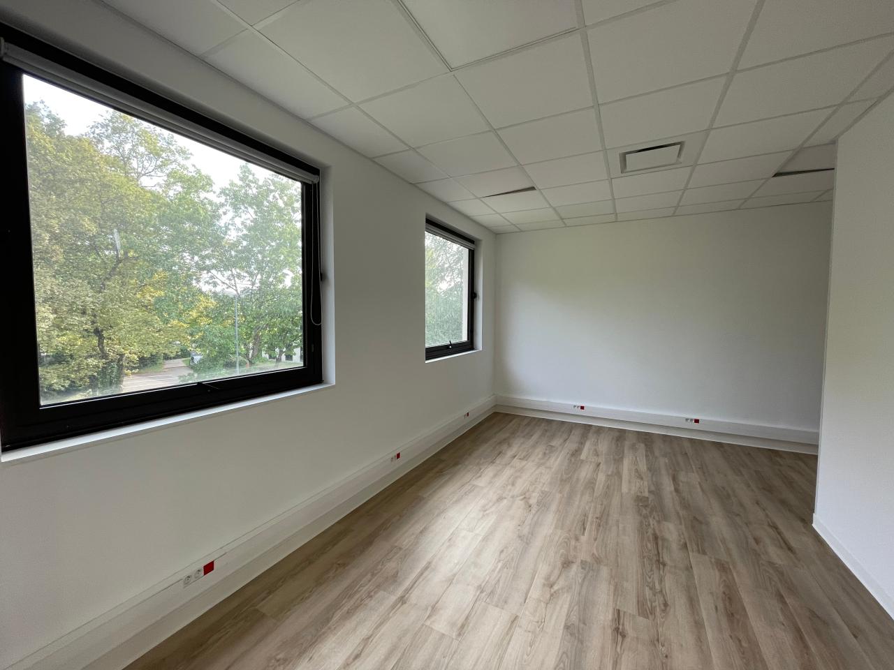 Location bureau Limonest Rhône OLBUR2109055 14