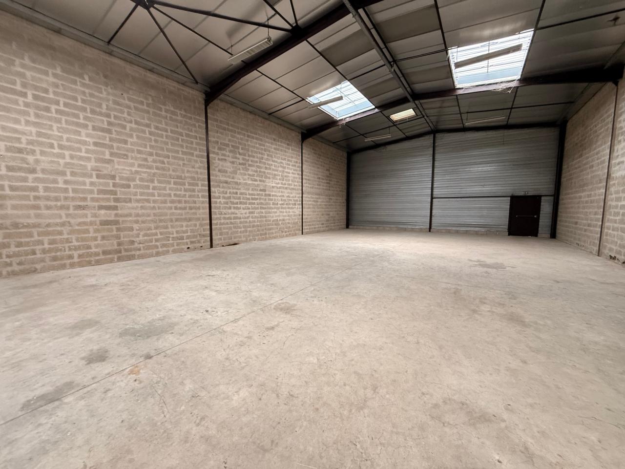 Location local d'activité Pontault-Combault Seine-et-Marne OLACT2420764 2