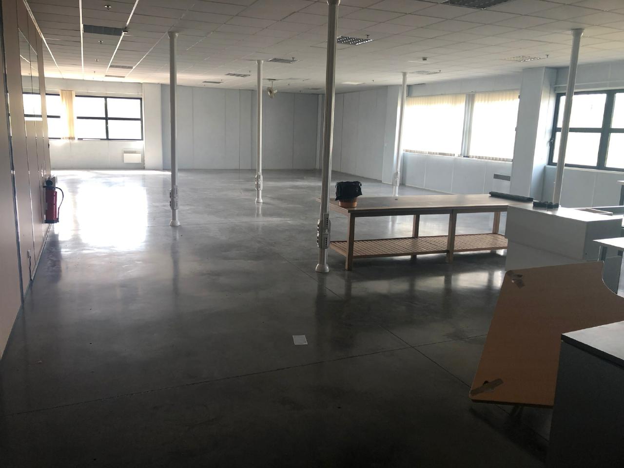 Location entrepôt classe a Vendin-le-Vieil Pas-de-Calais OLLOG2106283 7