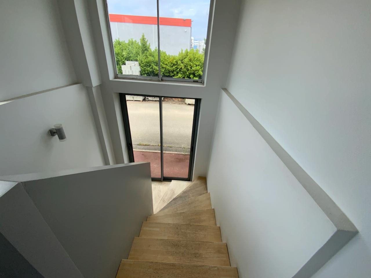 Vente local d'activité Meyzieu Rhône OVACT2425179 34