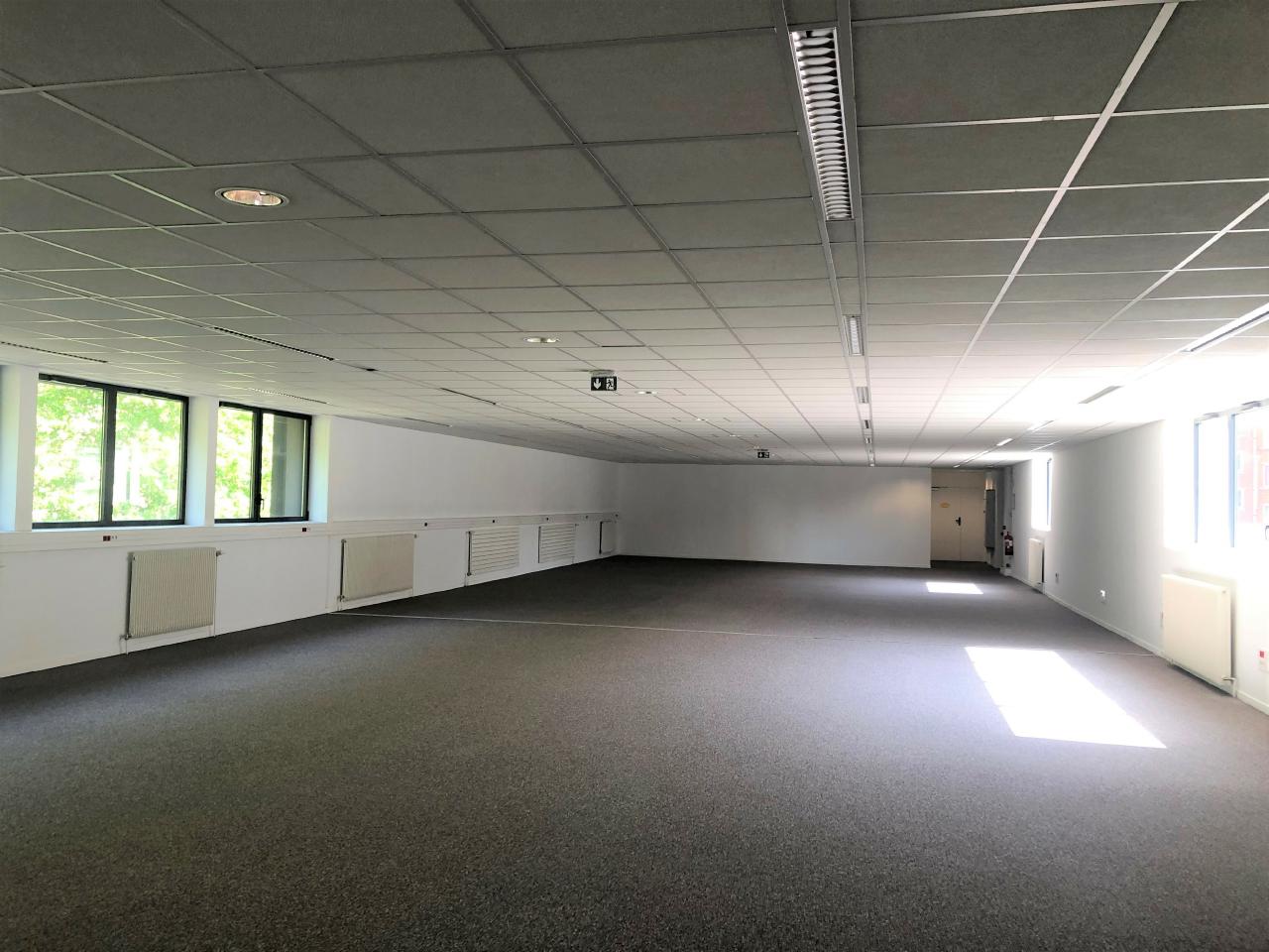 Location bureau La Madeleine Nord OLBUR2203433 4