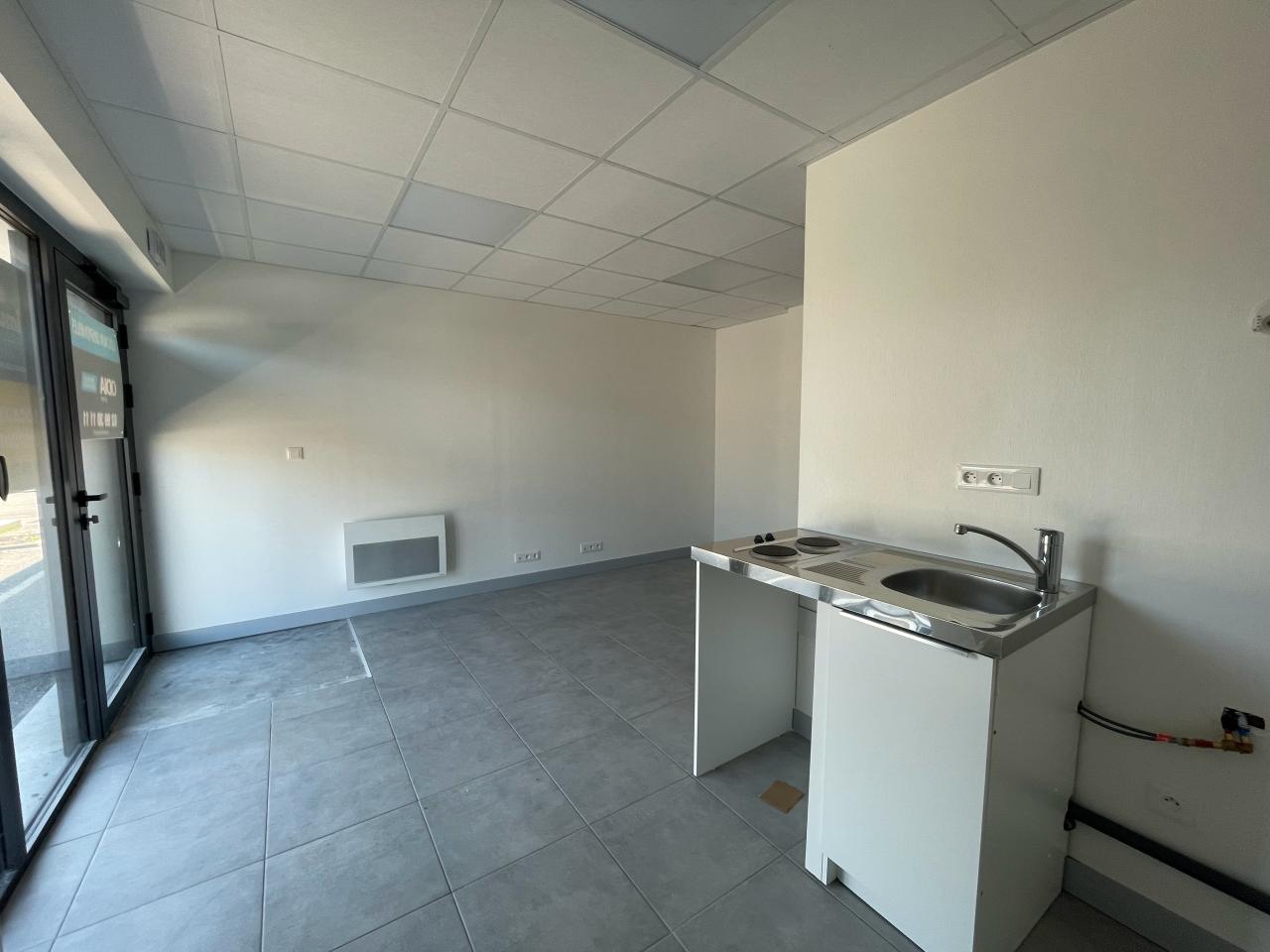 Location local d'activité Châteaubourg Ille-et-Vilaine OLACT2425186 4