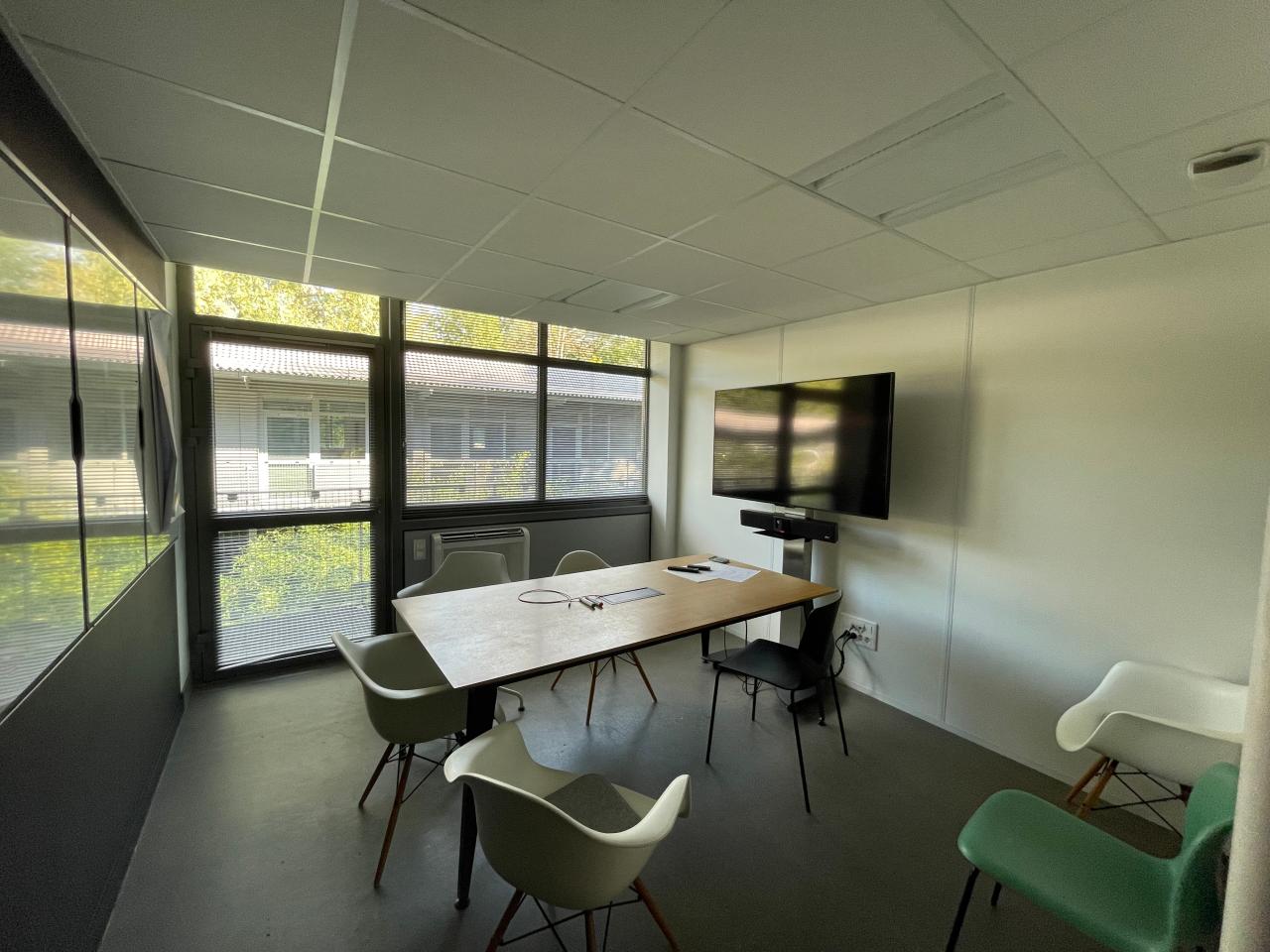 Location bureau Le Bourget-du-Lac Savoie OLBUR2639193 2