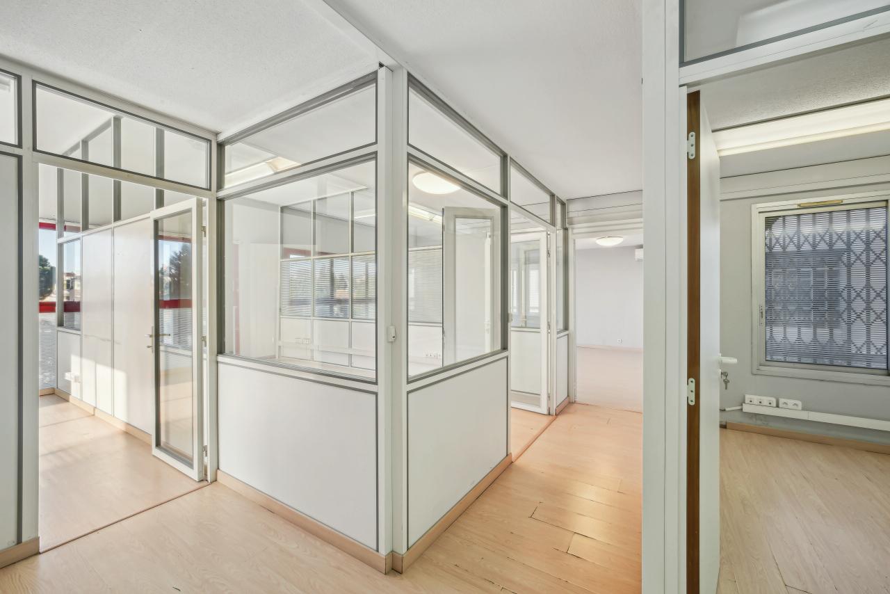 Location bureau Saint-Laurent-du-Var Alpes-Maritimes OLBUR2533428 5