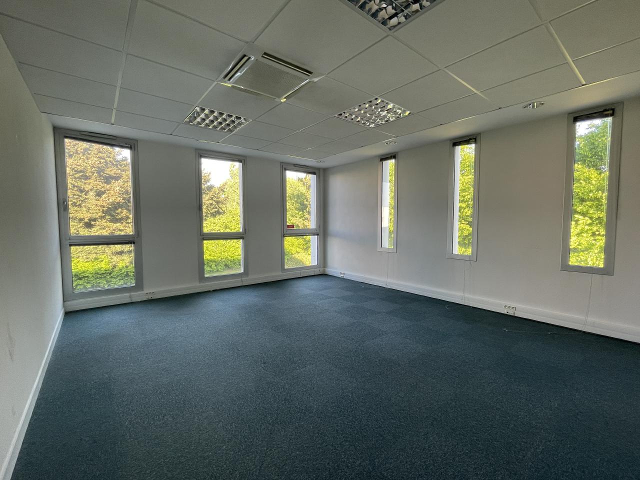 Location bureau Cesson-Sévigné Ille-et-Vilaine OLBUR2204112 11