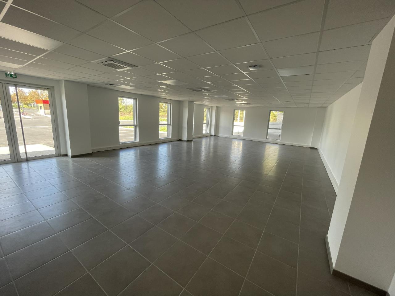 Location local d'activité Élancourt Yvelines OLACT2201278 29