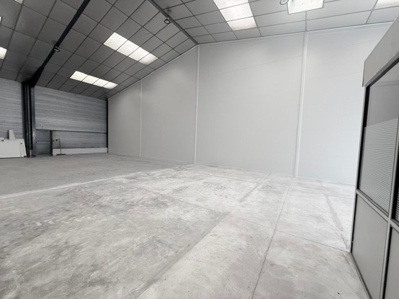 Location local d'activité Vitry-en-Artois Pas-de-Calais OLACT2642766 5