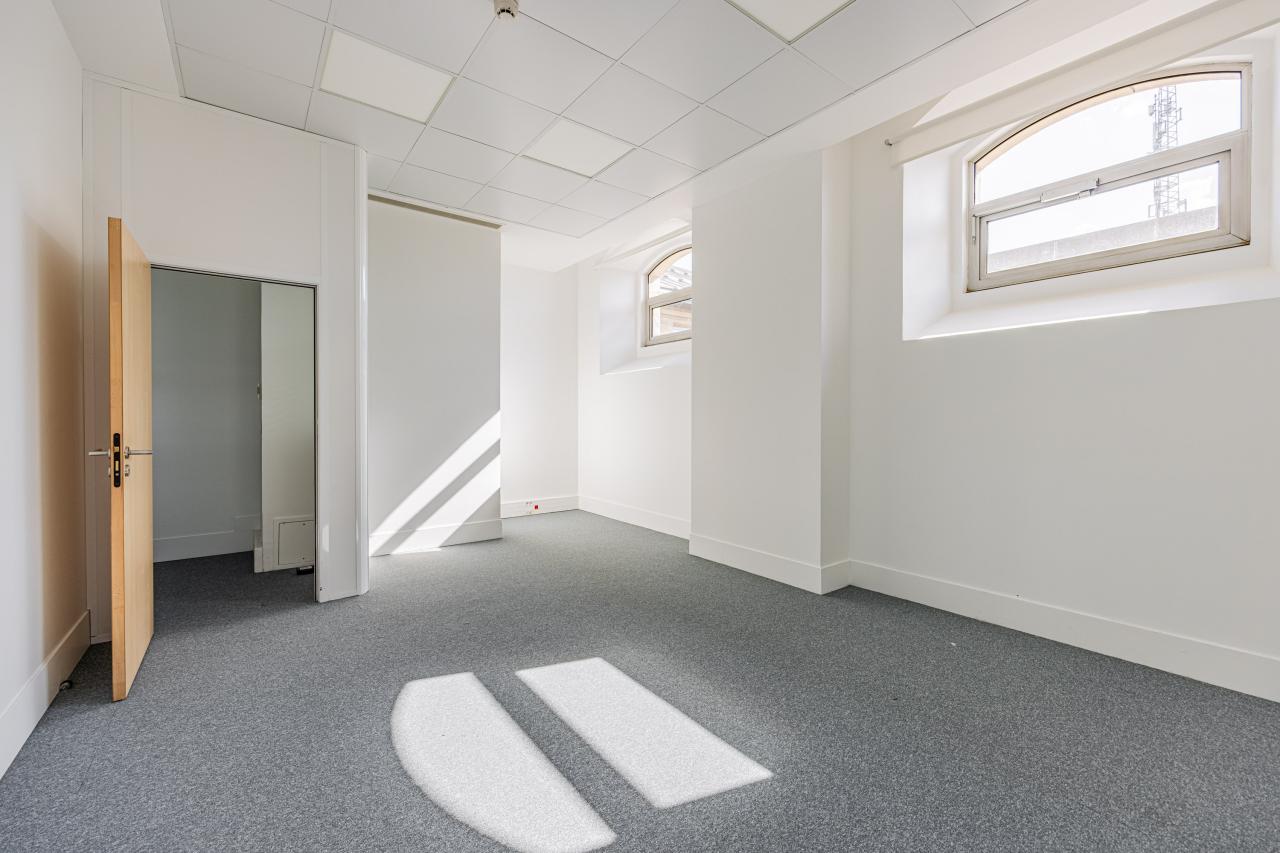 Location bureau Paris OLBUR2426751 2
