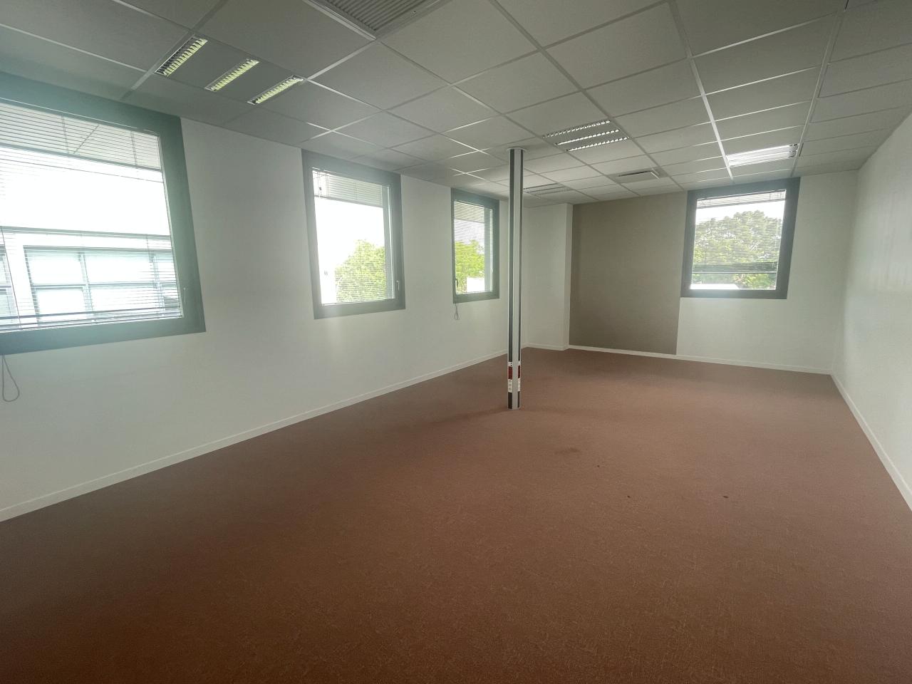 Location bureau Rennes Ille-et-Vilaine OLBUR2428641 7
