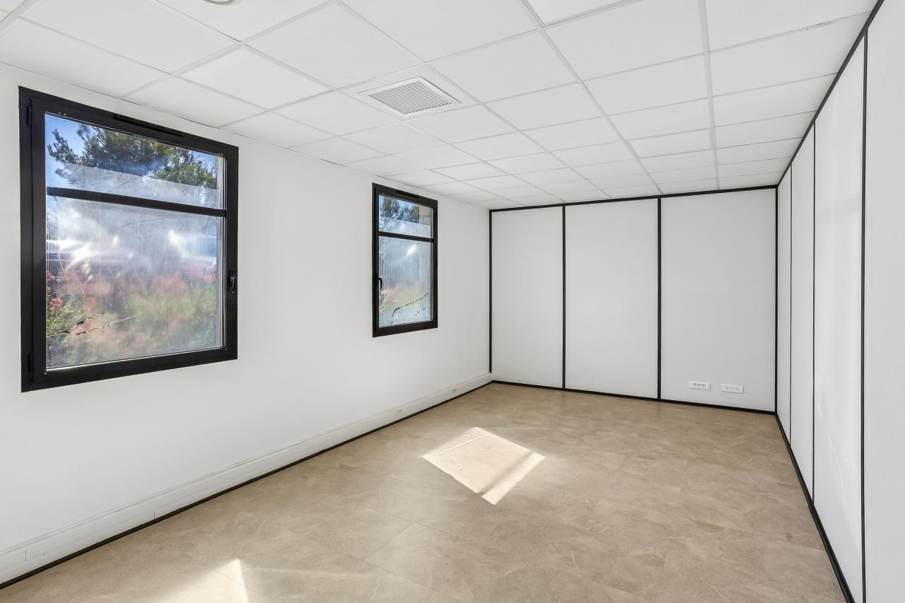 Location bureau Aix-en-Provence Bouches-du-Rhône OLBUR2428083 4
