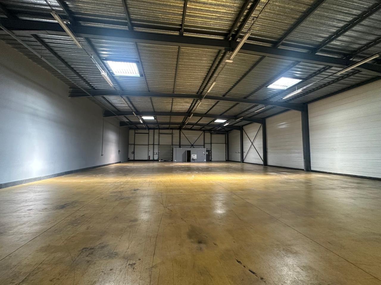 Location local d'activité Chambray-lès-Tours Indre-et-Loire OLACT2640690 1