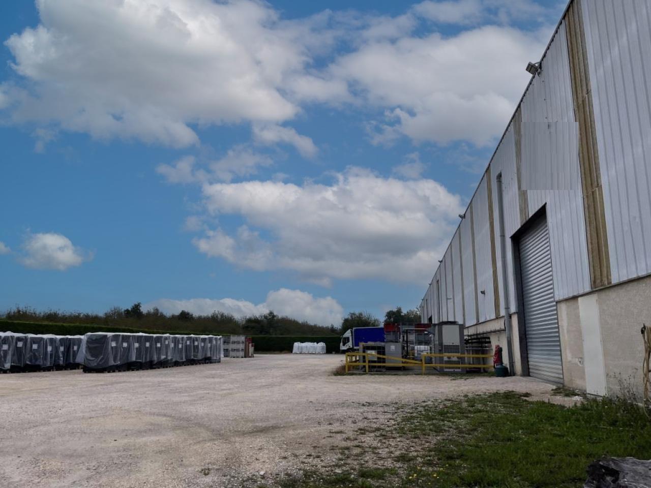 Vente local d'activité Rivière Isère OVACT2536809 10