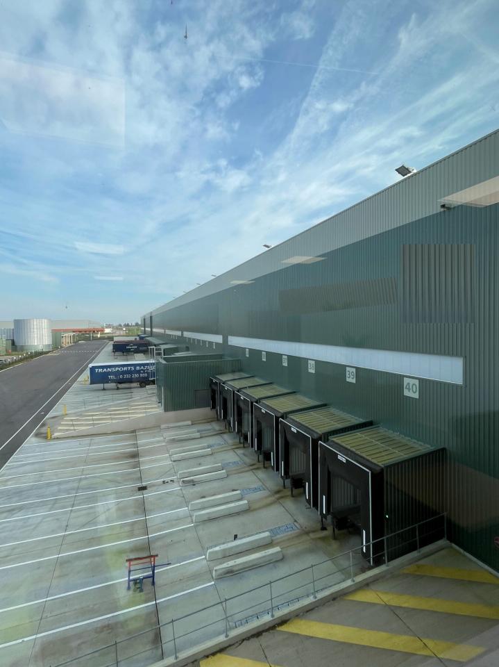 Location entrepôt classe a Heudebouville Eure OLLOG2427913 1