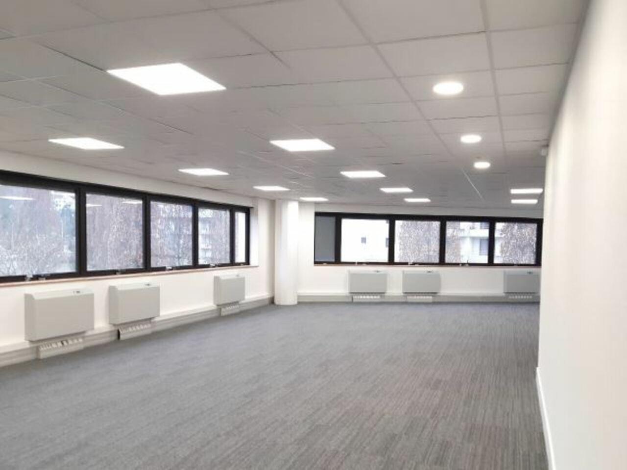 Location bureau Le Bourget-du-Lac Savoie OLBUR2118873 1