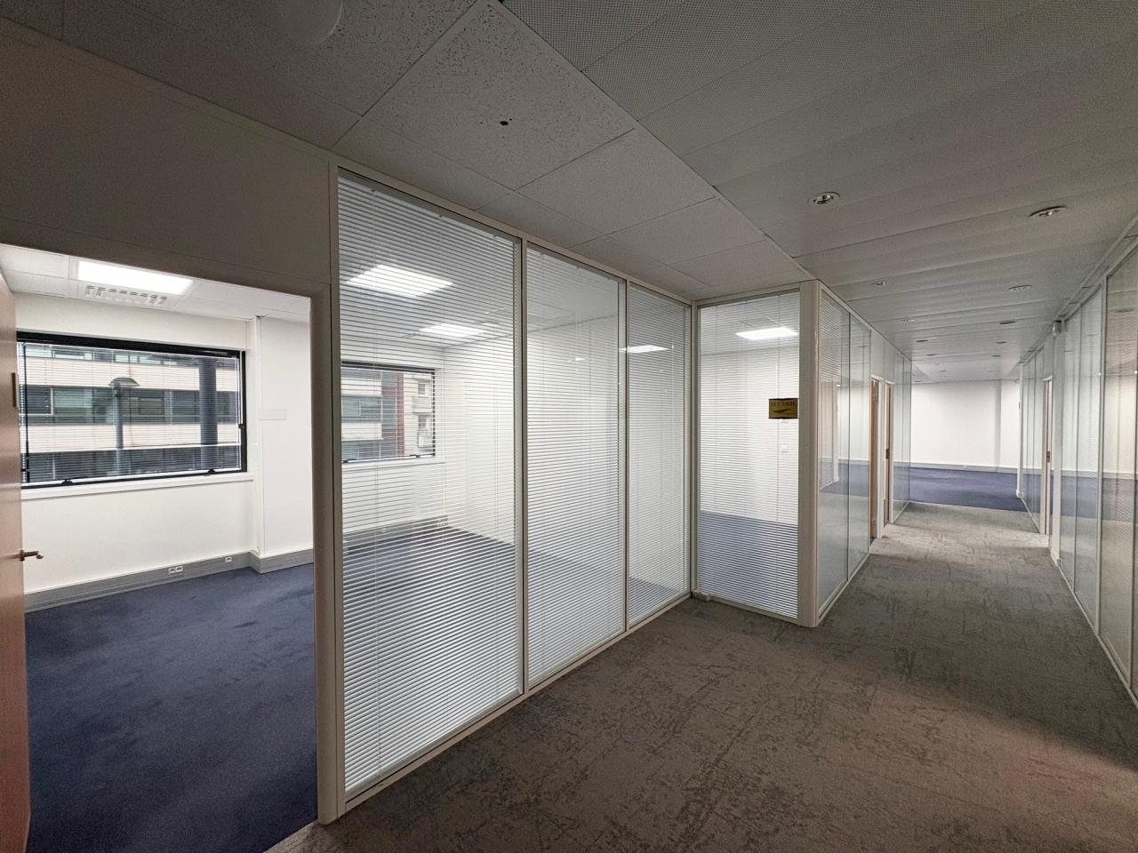 Location bureau Montigny-le-Bretonneux Yvelines OLBUR2317544 4