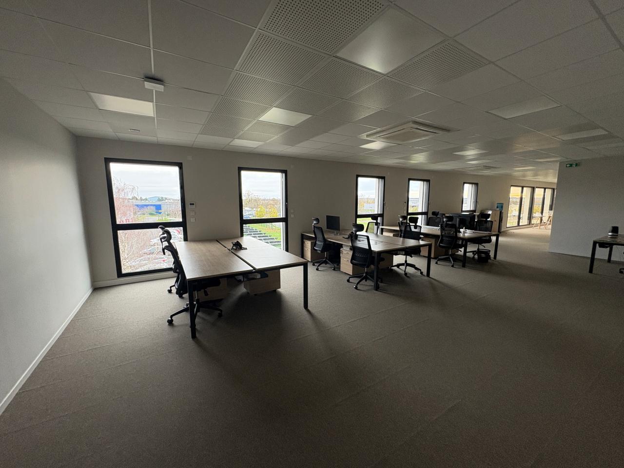 Location bureau Chargé Indre-et-Loire OLBUR2537383 8