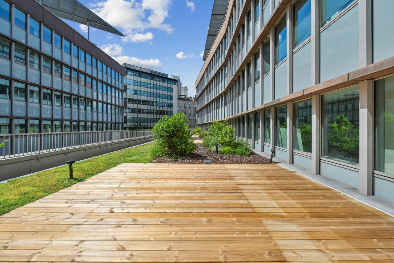 Location bureau Issy-les-Moulineaux Hauts-de-Seine OLBUR2100116 1