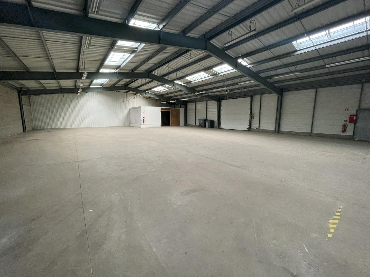 Location local d'activité Vern-sur-Seiche Ille-et-Vilaine OLACT2204985 1