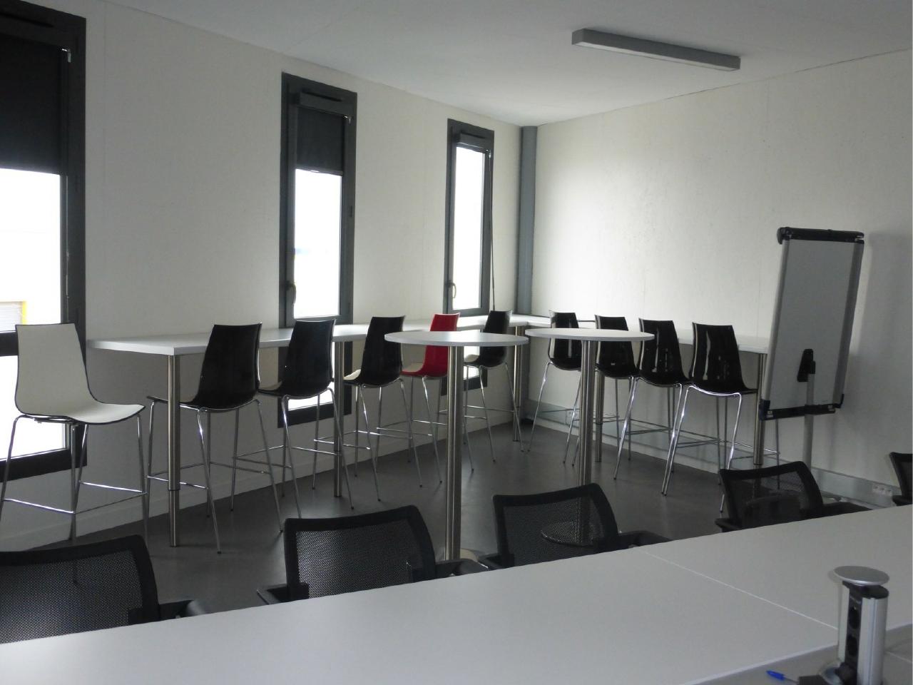 Location bureau Aigues-Mortes Gard OLBUR2528962 12