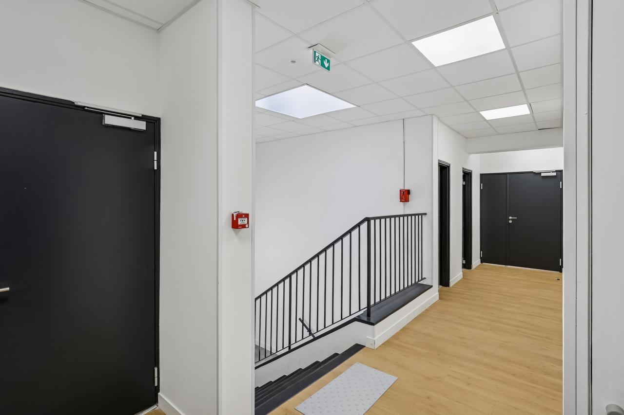 Location bureau Vitrolles Bouches-du-Rhône OLBUR2114916 9