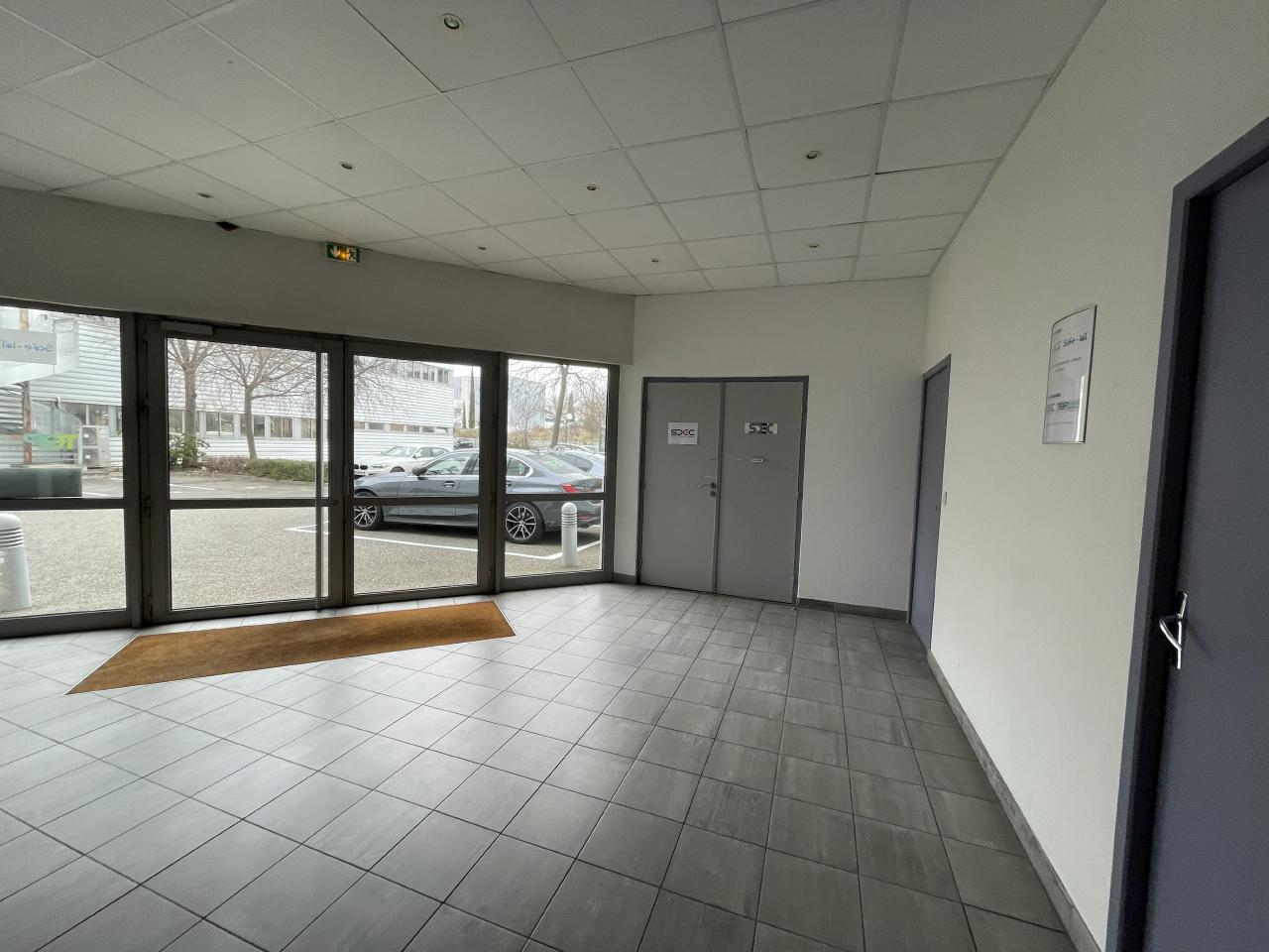 Location bureau Rousset Bouches-du-Rhône OLBUR2313381 8