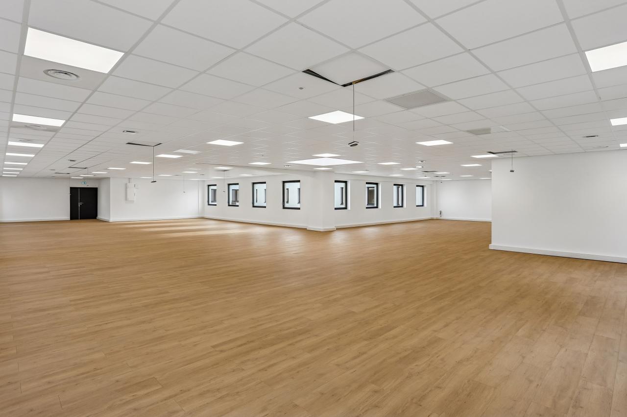 Location bureau Vitrolles Bouches-du-Rhône OLBUR2114916 7