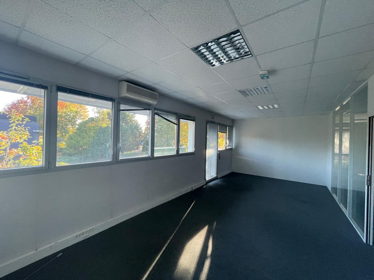 Location bureau La-Chapelle-sur-Erdre Loire-Atlantique OLBUR2423295 4