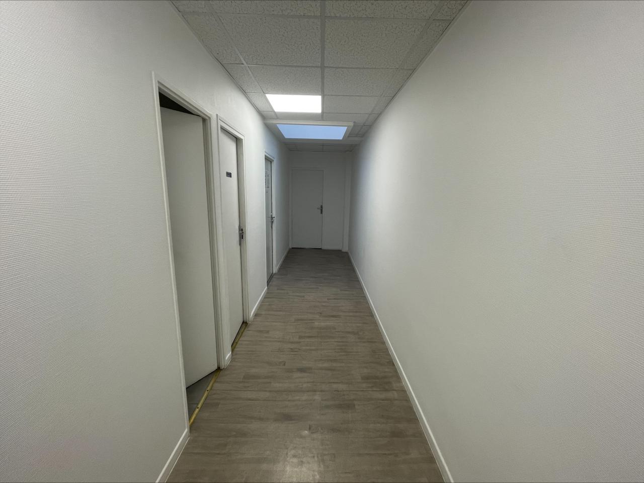 Vente local d'activité Saint-Ouen-l'Aumône Val-d'Oise OVACT2640101 9