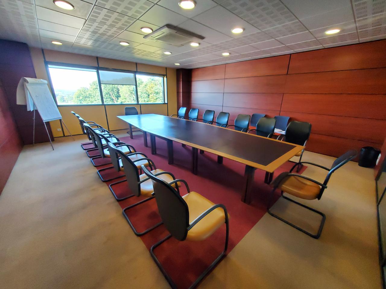 Vente local d'activité Descartes Indre-et-Loire OVACT2118200 6