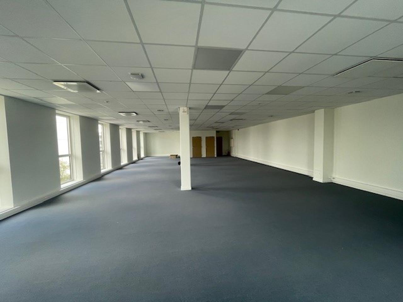 Vente bureau Orléans Loiret OVBUR2113199