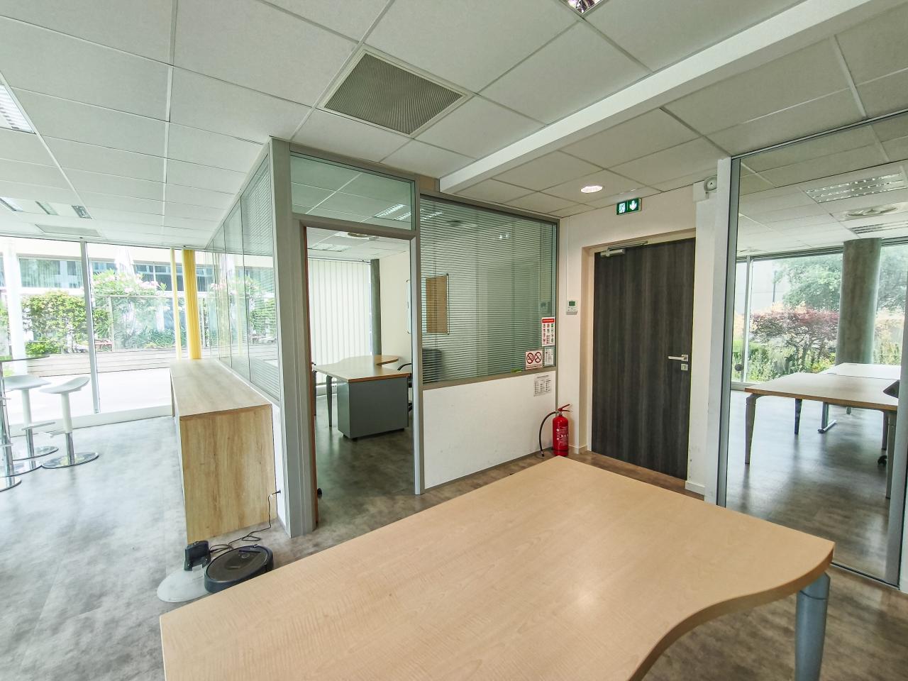 Vente bureau Saint-Jacques-de-la-Lande Ille-et-Vilaine OVBUR2642739 4