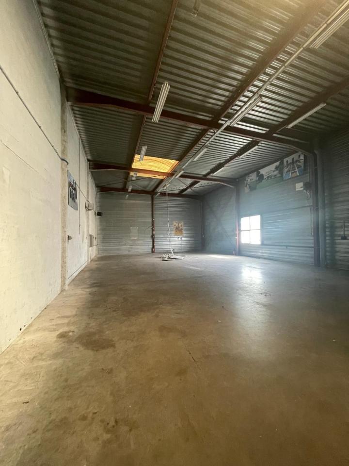 Vente local d'activité Sainte-Geneviève-des-Bois Essonne OVACT2641615 1