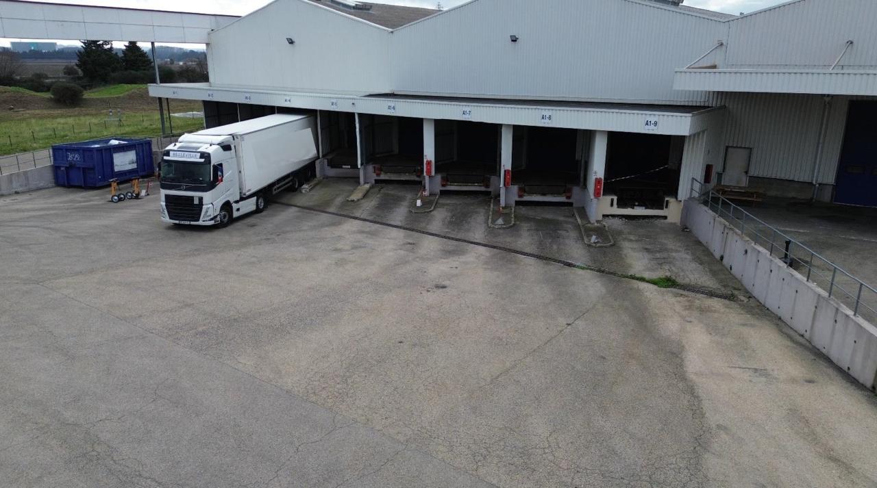 Location entrepôt classe b Nîmes Gard OLLOG2310275 2