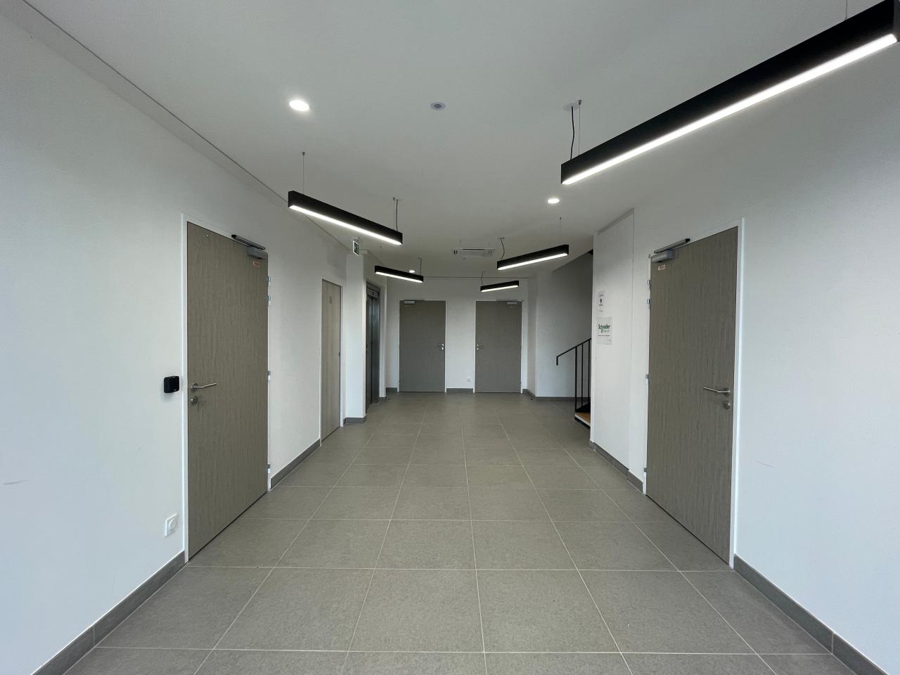 Vente bureau Saint-Martin-du-Vivier Seine-Maritime OVBUR2419880 1