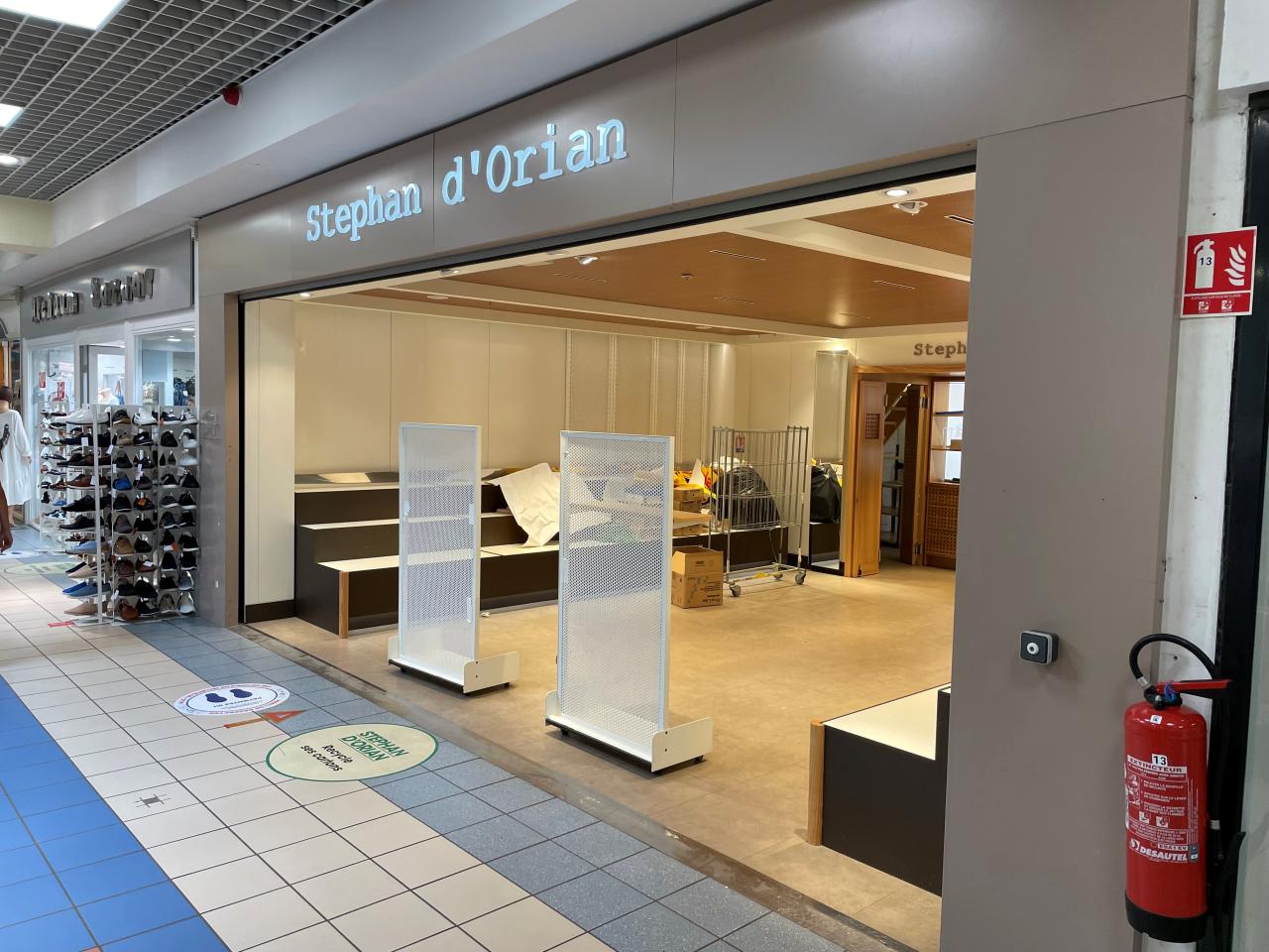 Location commerce Gassin Var OLCOM2420837