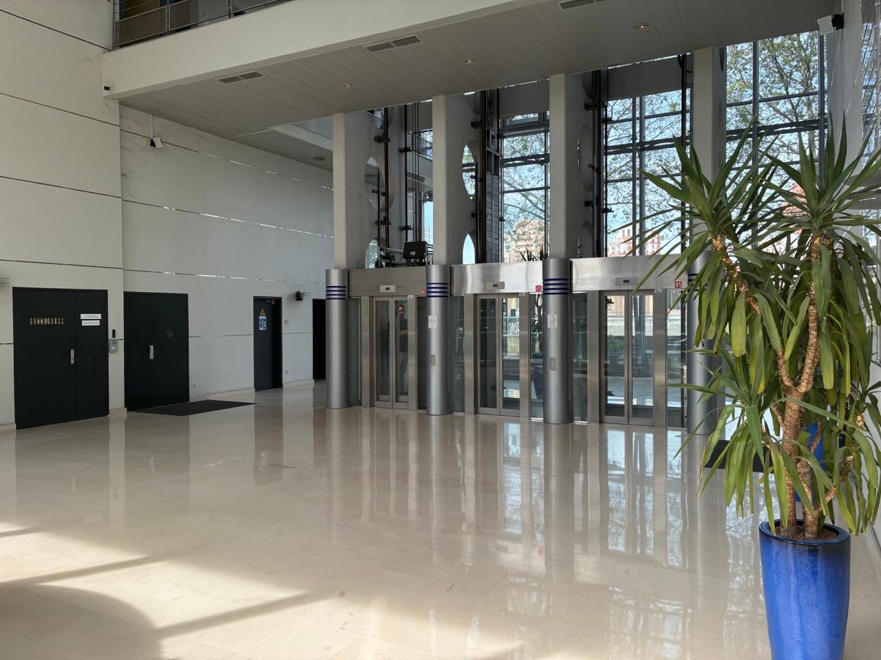 Location bureau Alfortville Val-de-Marne OLBUR2107118 7