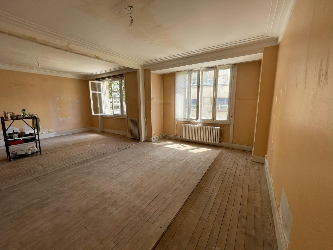 Location bureau Tours Indre-et-Loire OLBUR2309024