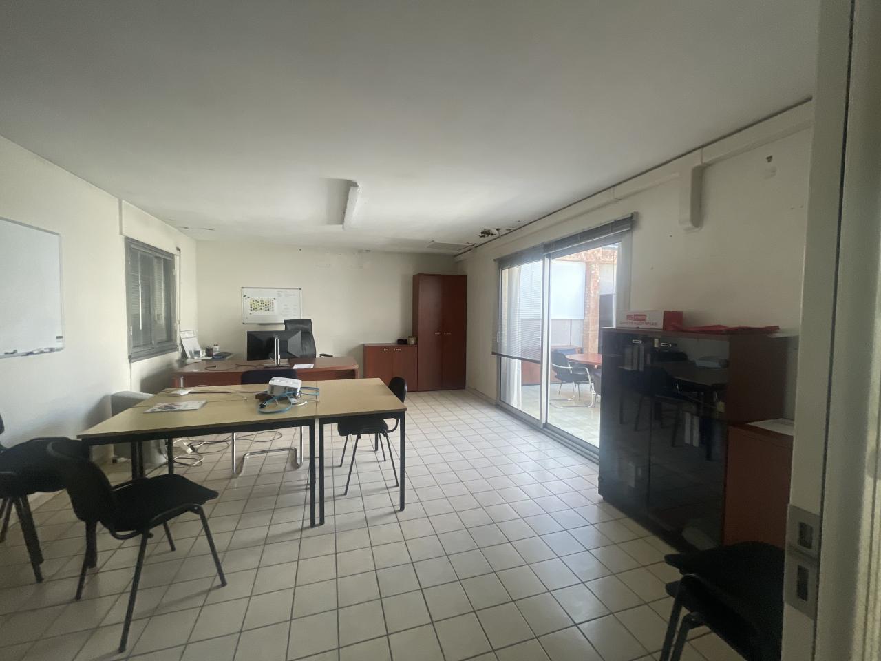 Vente local d'activité le Plessis-Pâté Essonne OVACT2642634 14