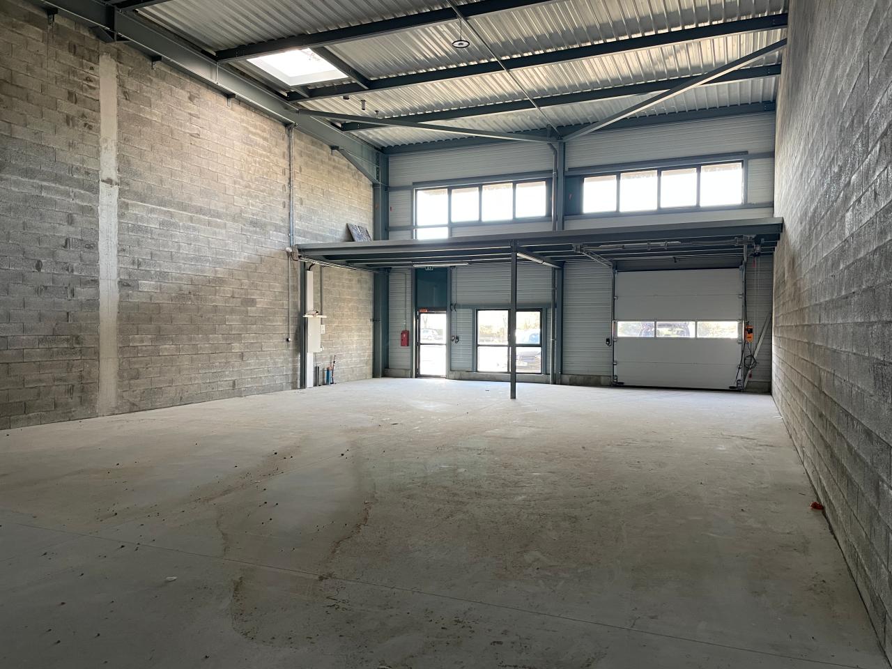 Vente local d'activité Treillières Loire-Atlantique OVACT2424234 2