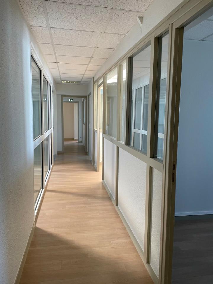 Location bureau Pacé Ille-et-Vilaine OLBUR2202491 4