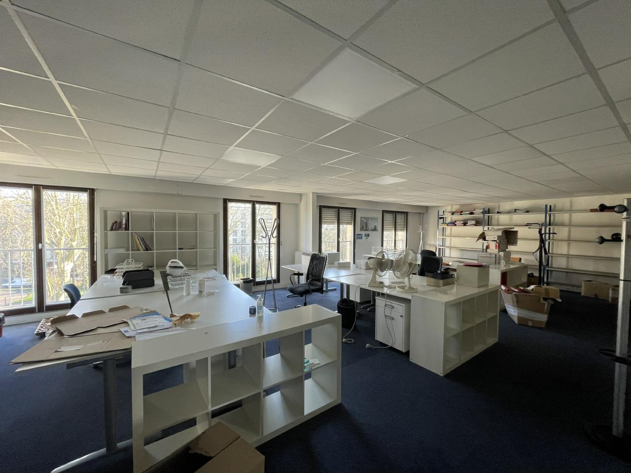 Vente bureau Versailles Yvelines OVBUR2312272 2