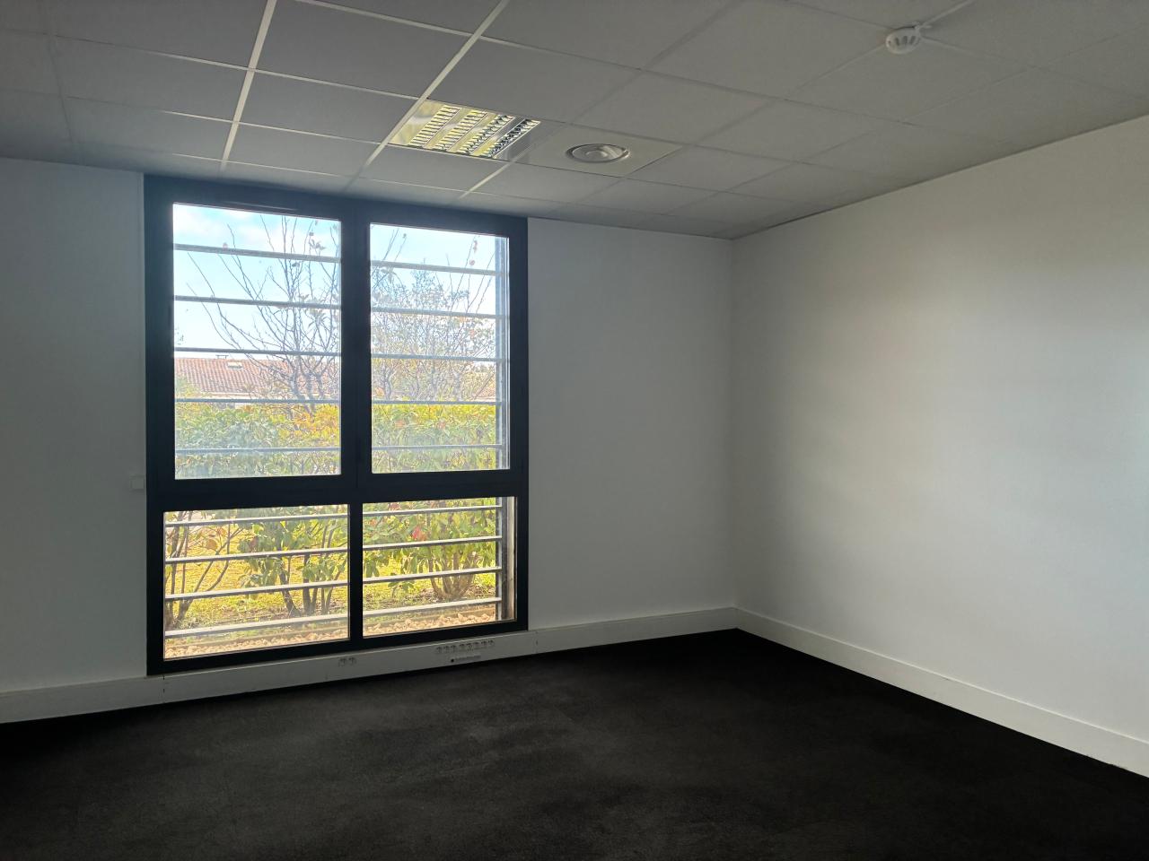 Location bureau Aix-en-Provence Bouches-du-Rhône OLBUR2531599 18