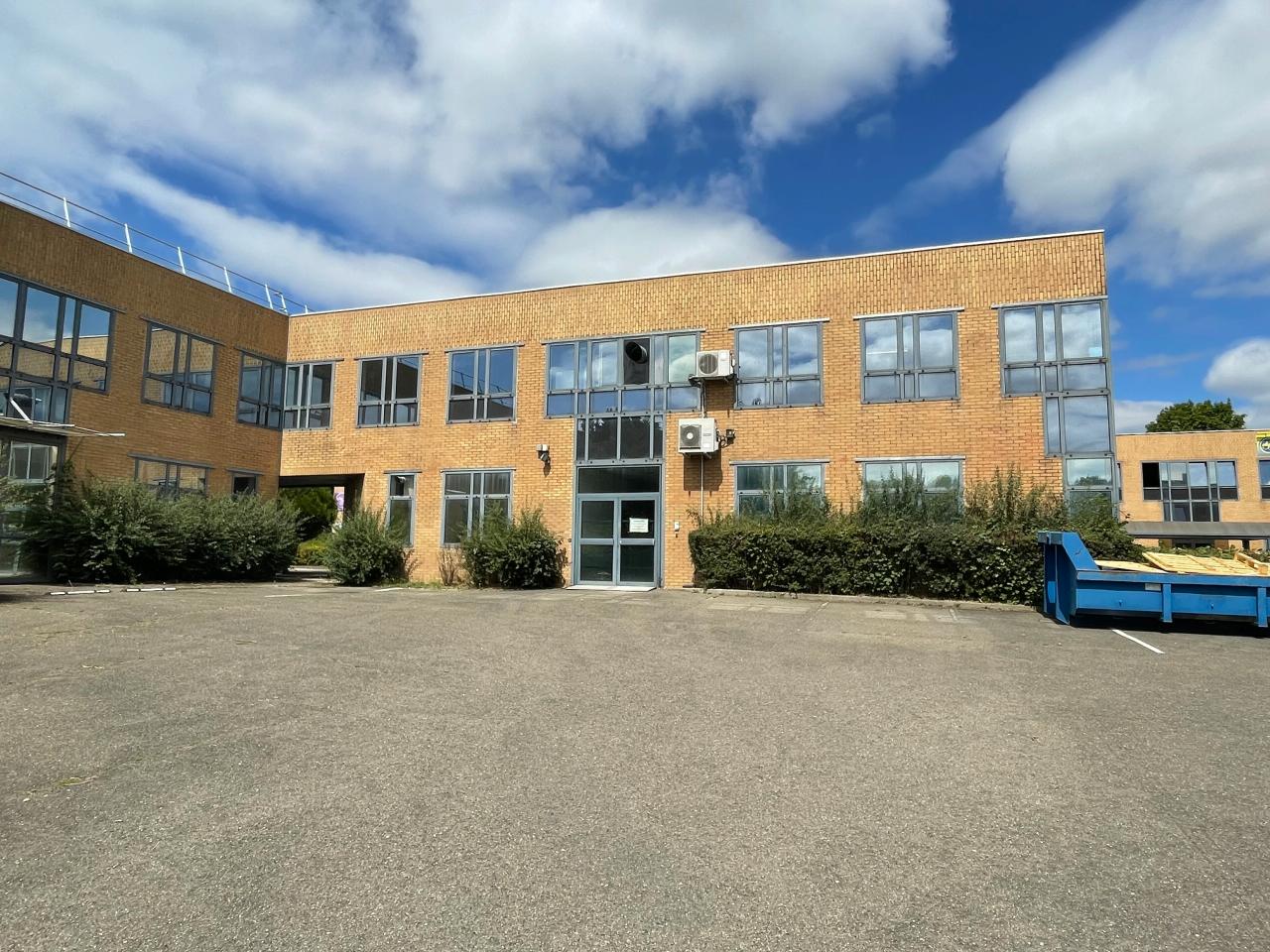 Location local d'activité Montigny-le-Bretonneux Yvelines OLACT2424832