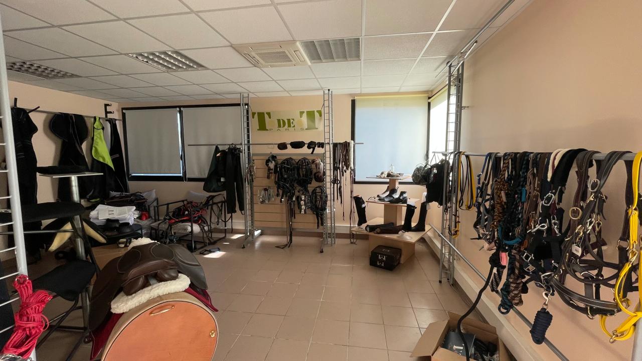Location local d'activité Magny-les-Hameaux Yvelines OLACT2529029 11