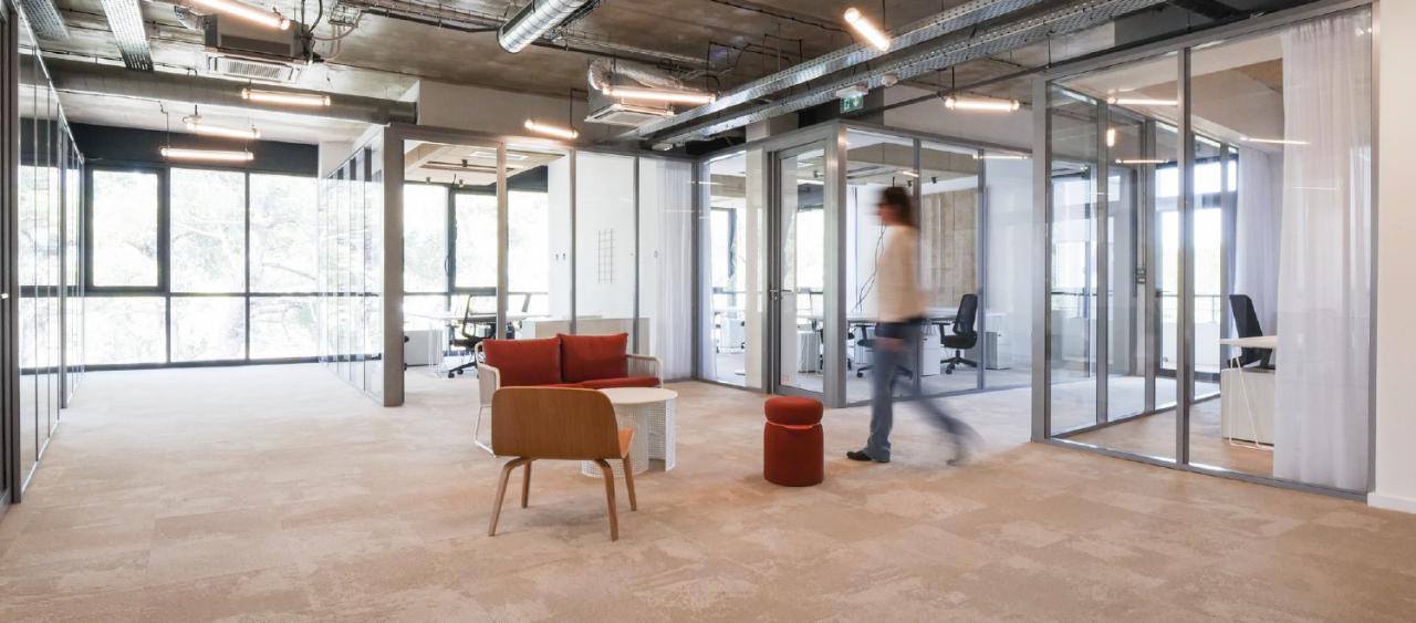 Location coworking Aix-en-Provence Bouches-du-Rhône OLBUR2115133 14