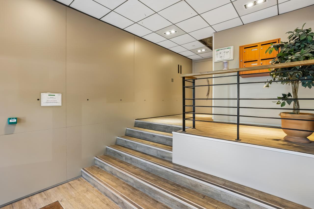 Location bureau Aix-en-Provence Bouches-du-Rhône OLBUR2421641 12